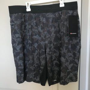 New Lululemon T.H.E. Short 9'' Linerless - XL